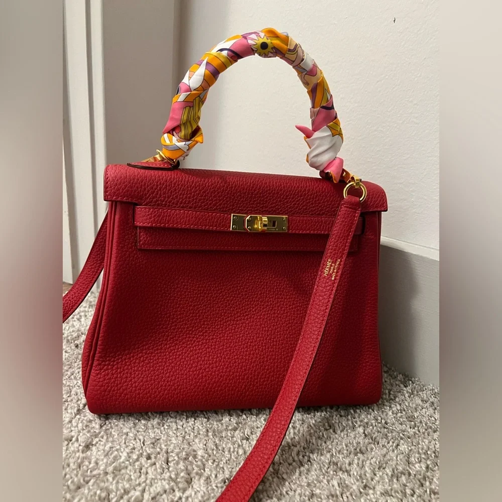 Hermes Kelly 25 in Red Togo Leather. ❤️💋 - Picture 3 of 9
